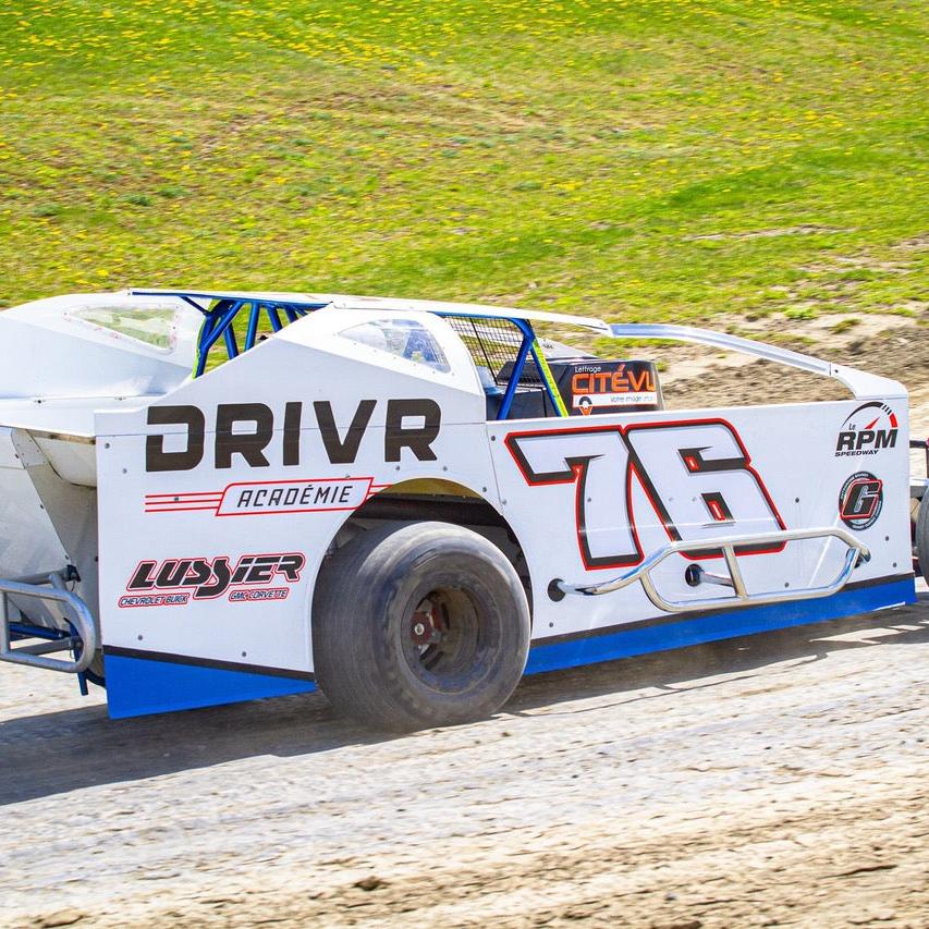 Eight laps of sport driving for 1 person - DRIVR Academy