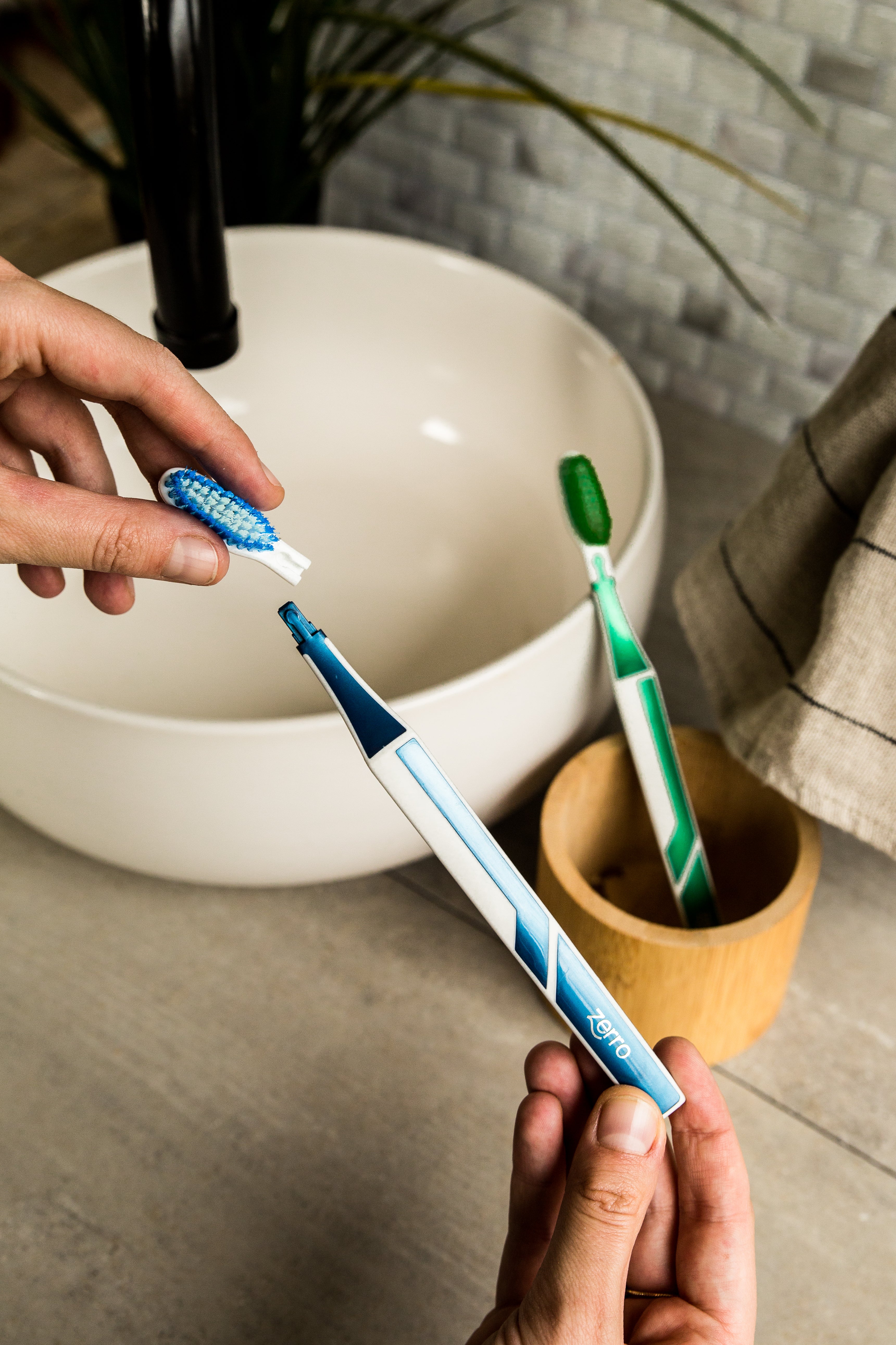 Zero Replaceable Head Toothbrush