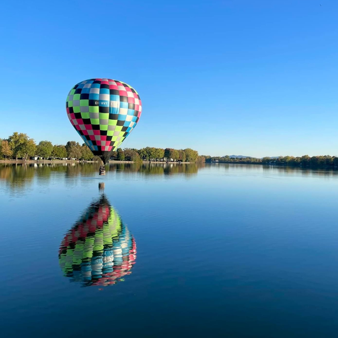 Private Flight and Champagne for 2 people - Explor'air Montgolfière