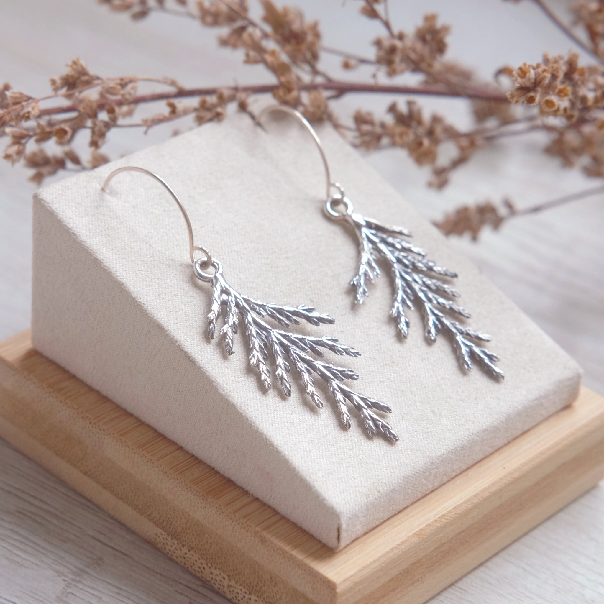 Branches de cèdre - Boucles d'oreilles en argent sterling