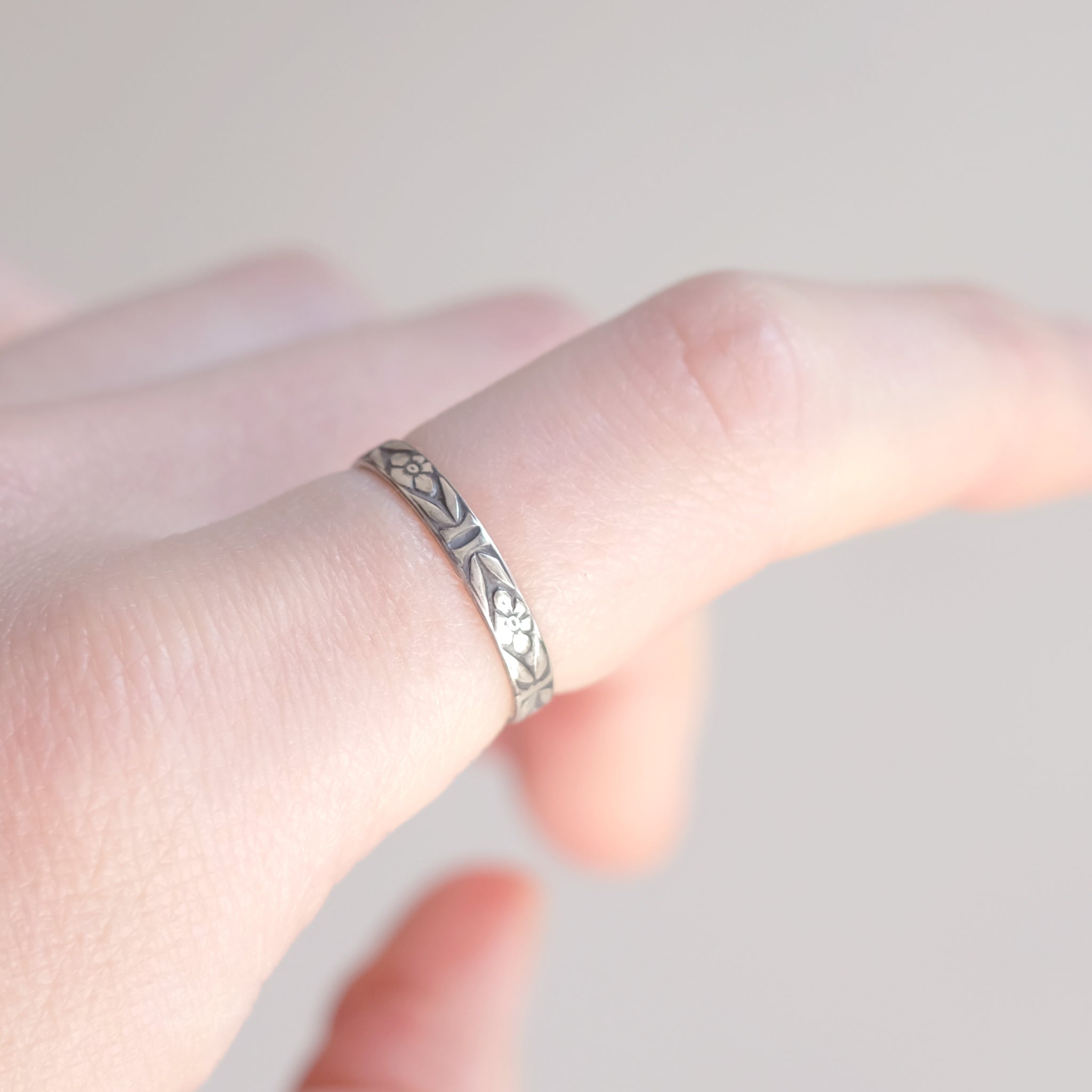 Bague en argent sterling à motif floral