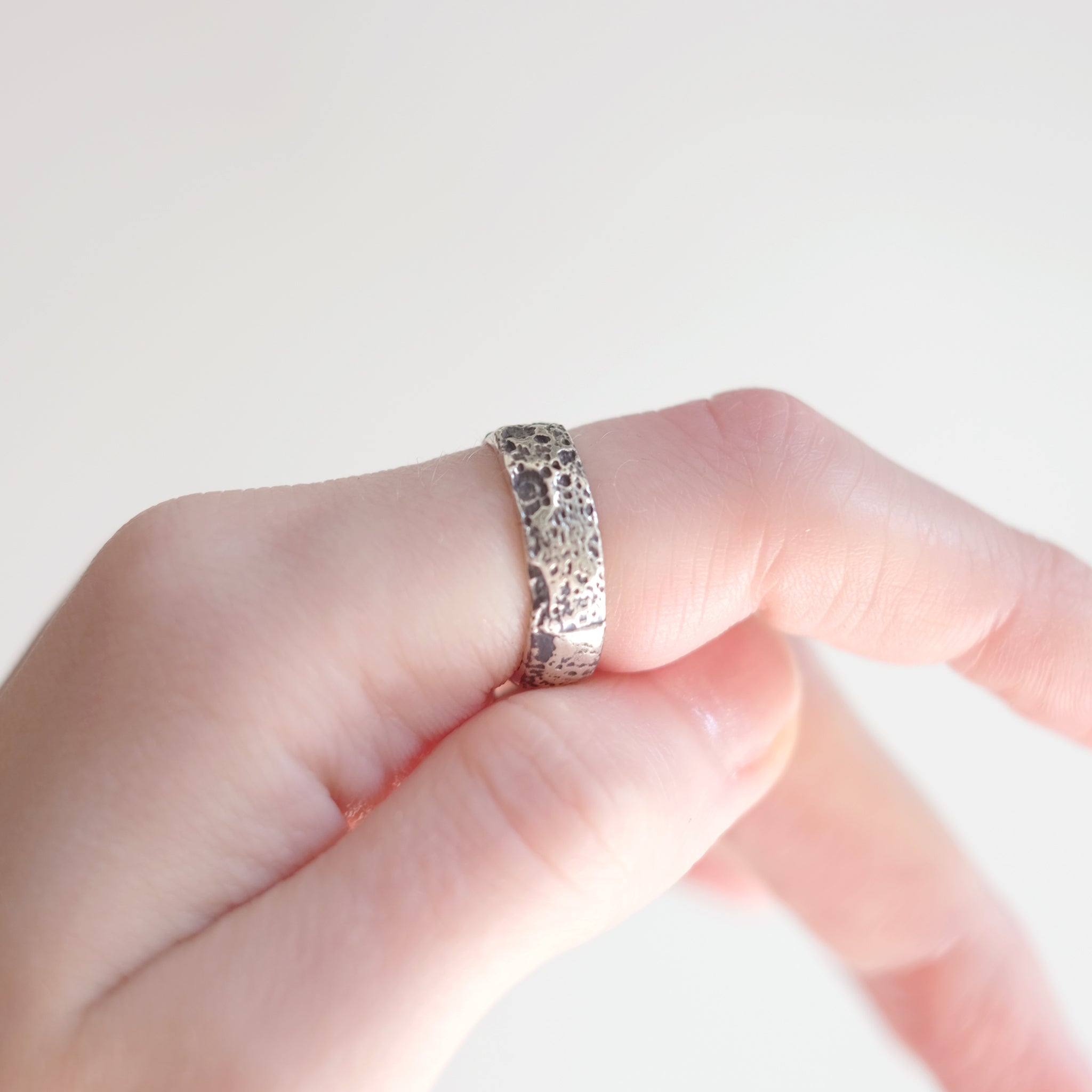Bague Cratère de Lune – Argent Sterling