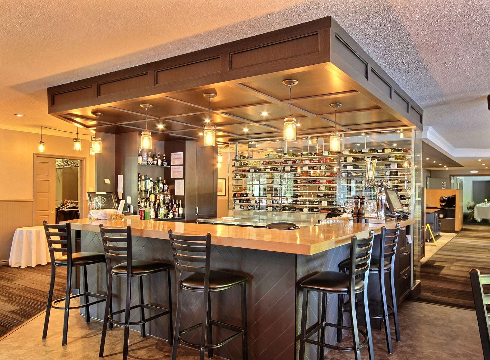 5-course dinner and activity for 2 people - Manoir du Lac William