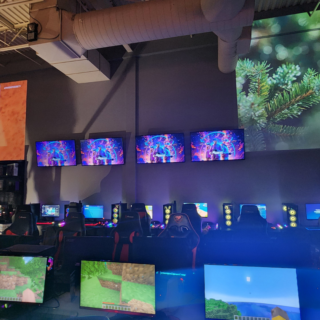 Virtual Reality Arena Experience for 4 People - Nemesis Video Game Lounge
