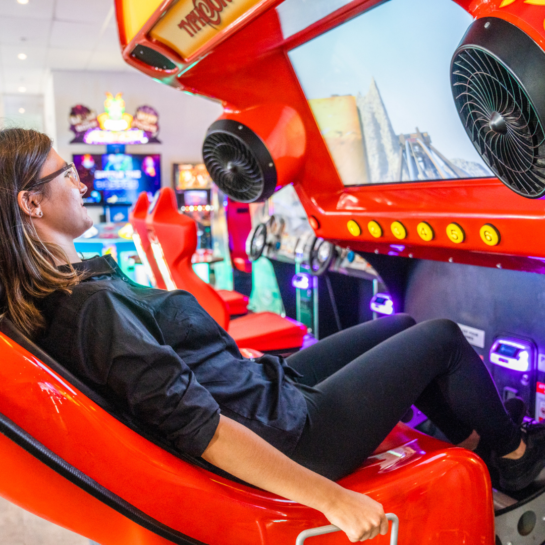 Arcade Day for 2 people - Boulzeye Montreal