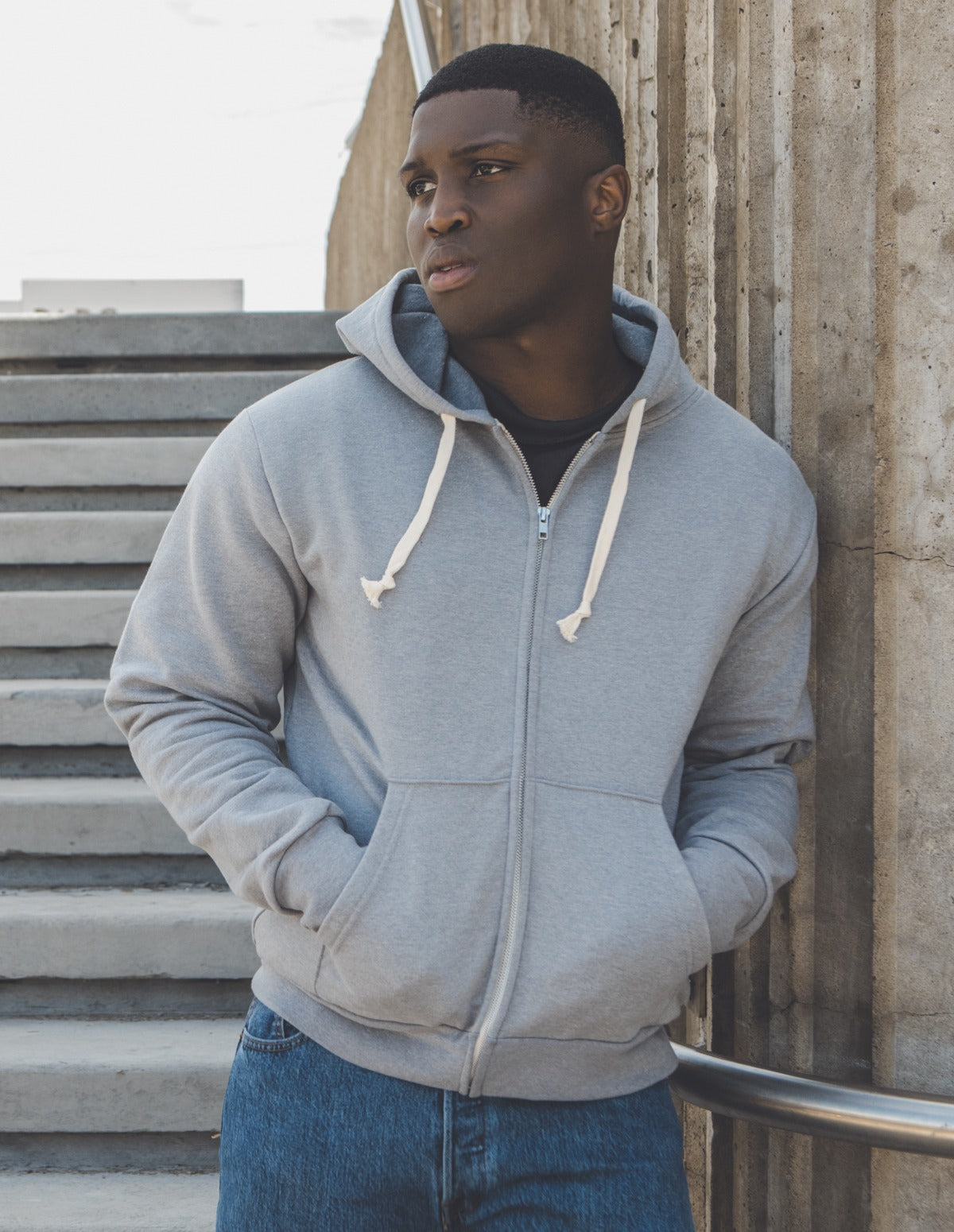Hooded and zip-up fleece
