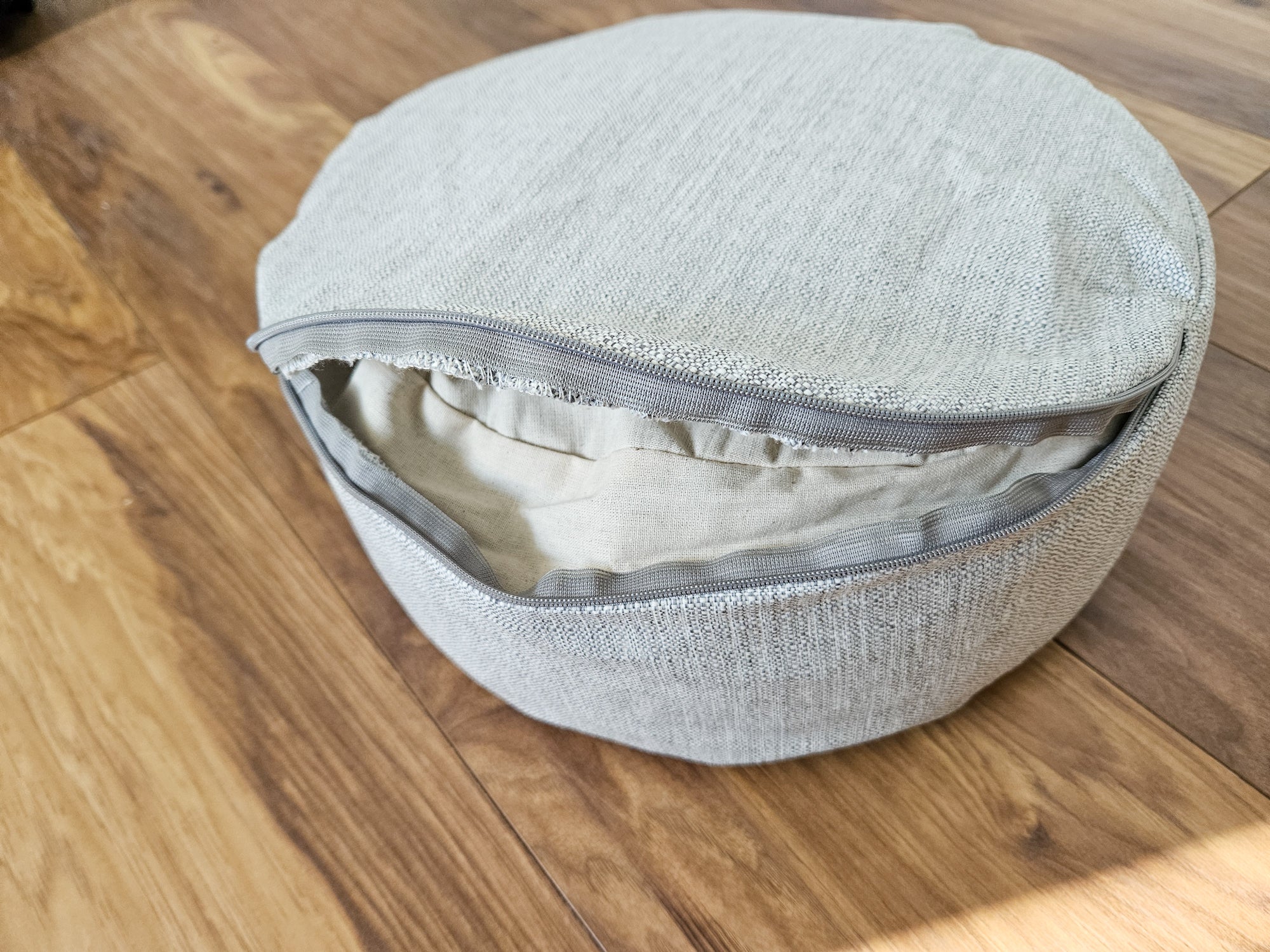 Round Meditation Cushion - Zafu