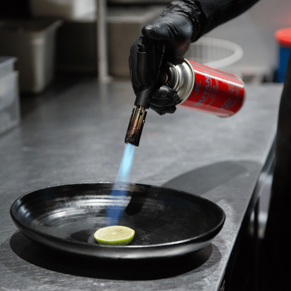 3-course meal and bottle of wine for 2 people - Resto-Bar Lima