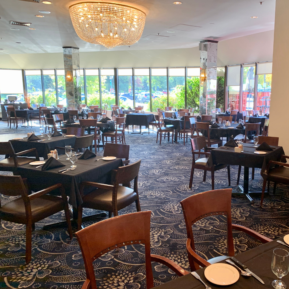 Nuitée et piscine pour 2 personnes - Hôtel Universel de Montréal