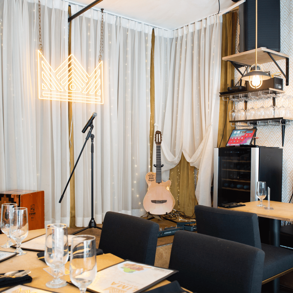 3-course meal and bottle of wine for 2 people - Resto-Bar Lima