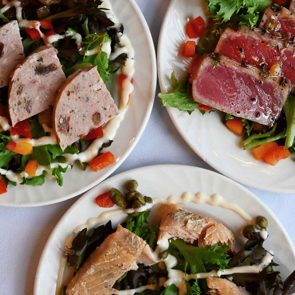 Table d'hôte et verre de vin pour 2 personnes - Ermitage Saint-Antoine