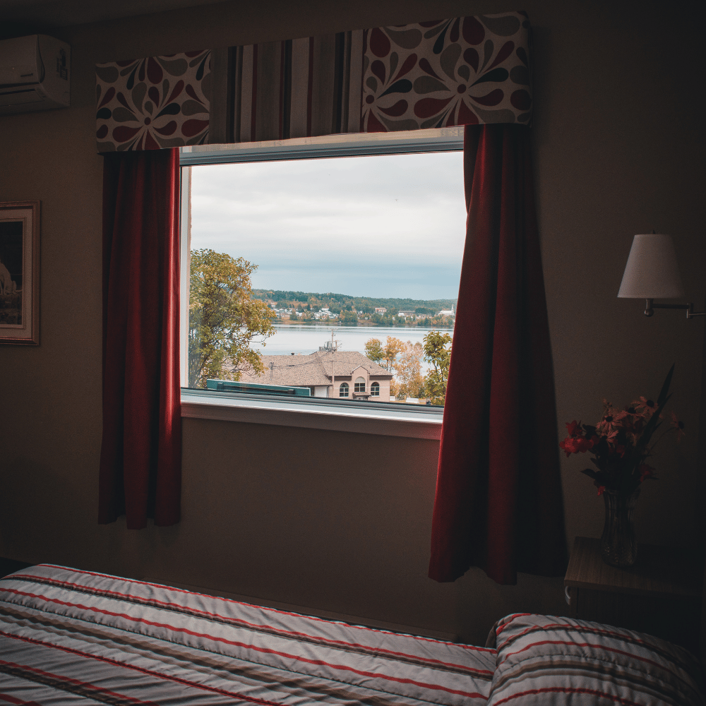 Overnight stay and breakfast for 2 people - Ermitage Saint-Antoine