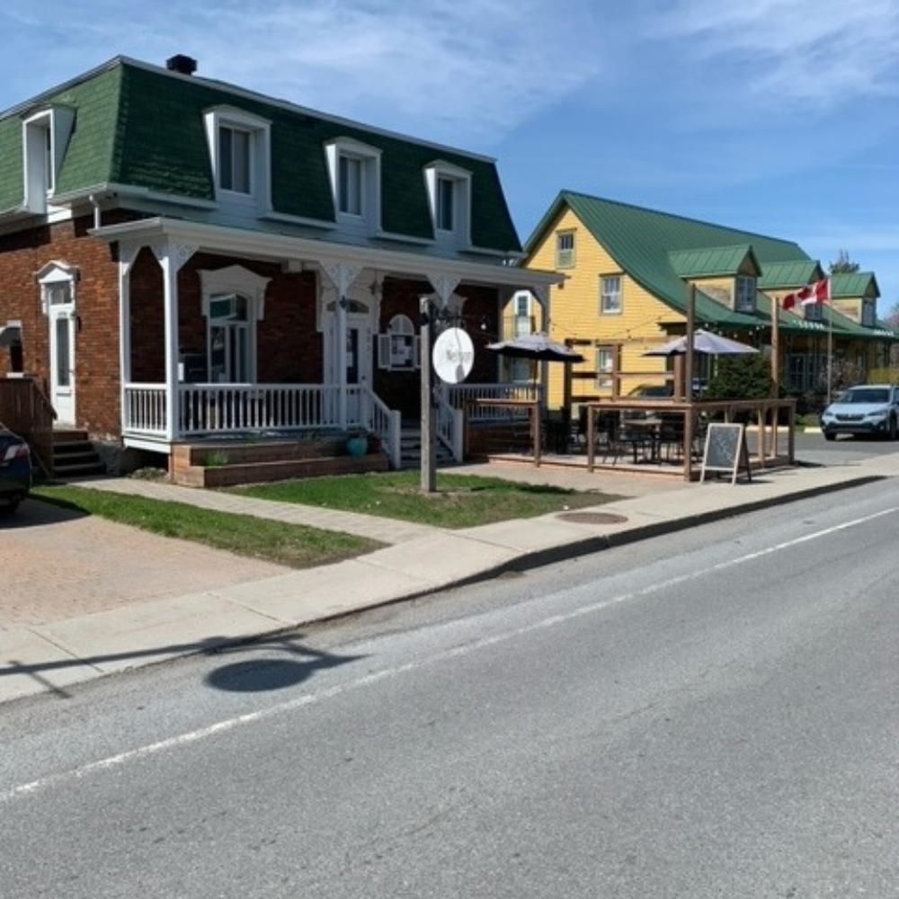 Coffee and lunch for 2 people - Chez Nelson Café Bistro