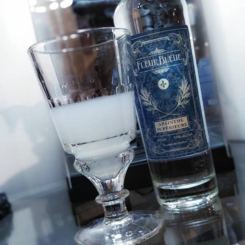 Tasting, tour and gin for 4 people - Absintherie des Cantons