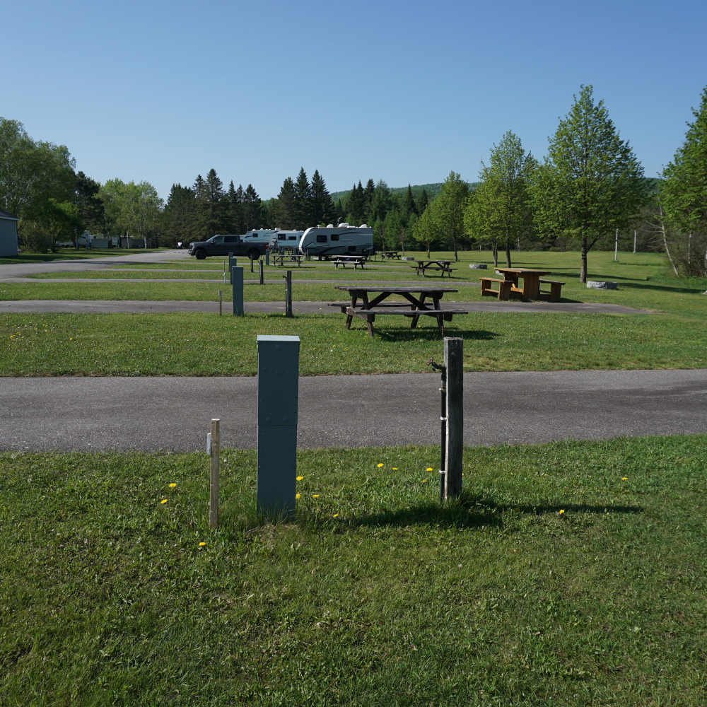 Two nights for 2 people - Sainte-Véronique campsite