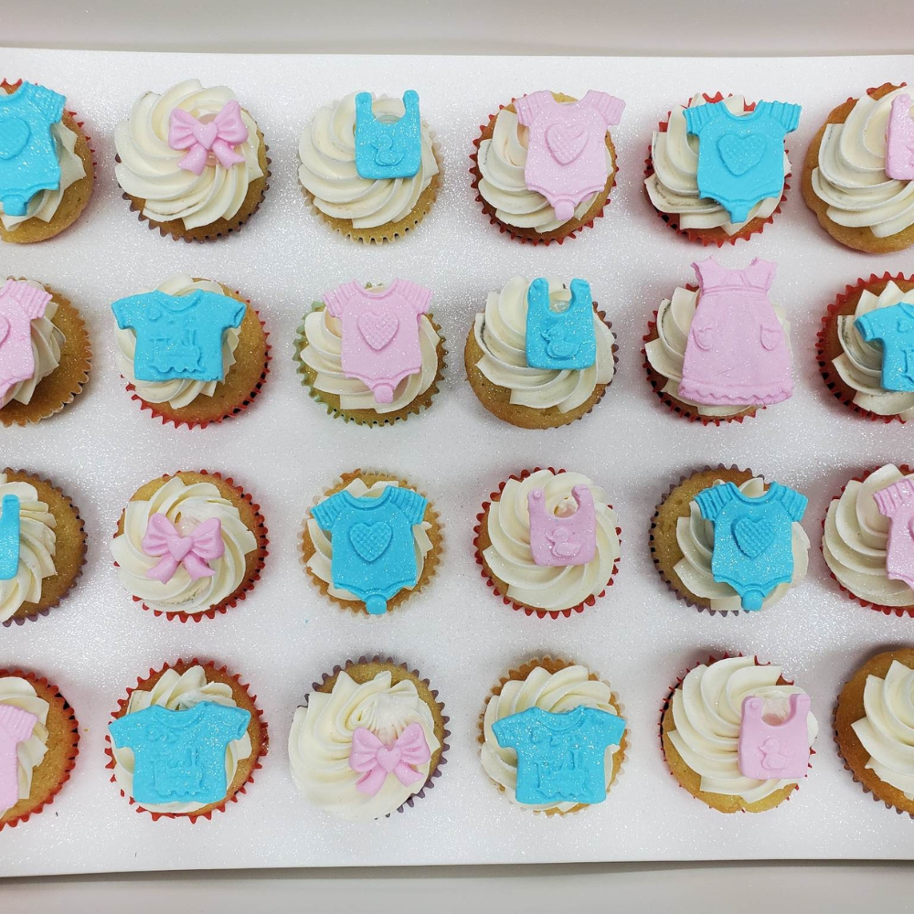 Boîte cadeau Bento pour 2-3 personnes - Pâtisserie Noisette et Chocolat