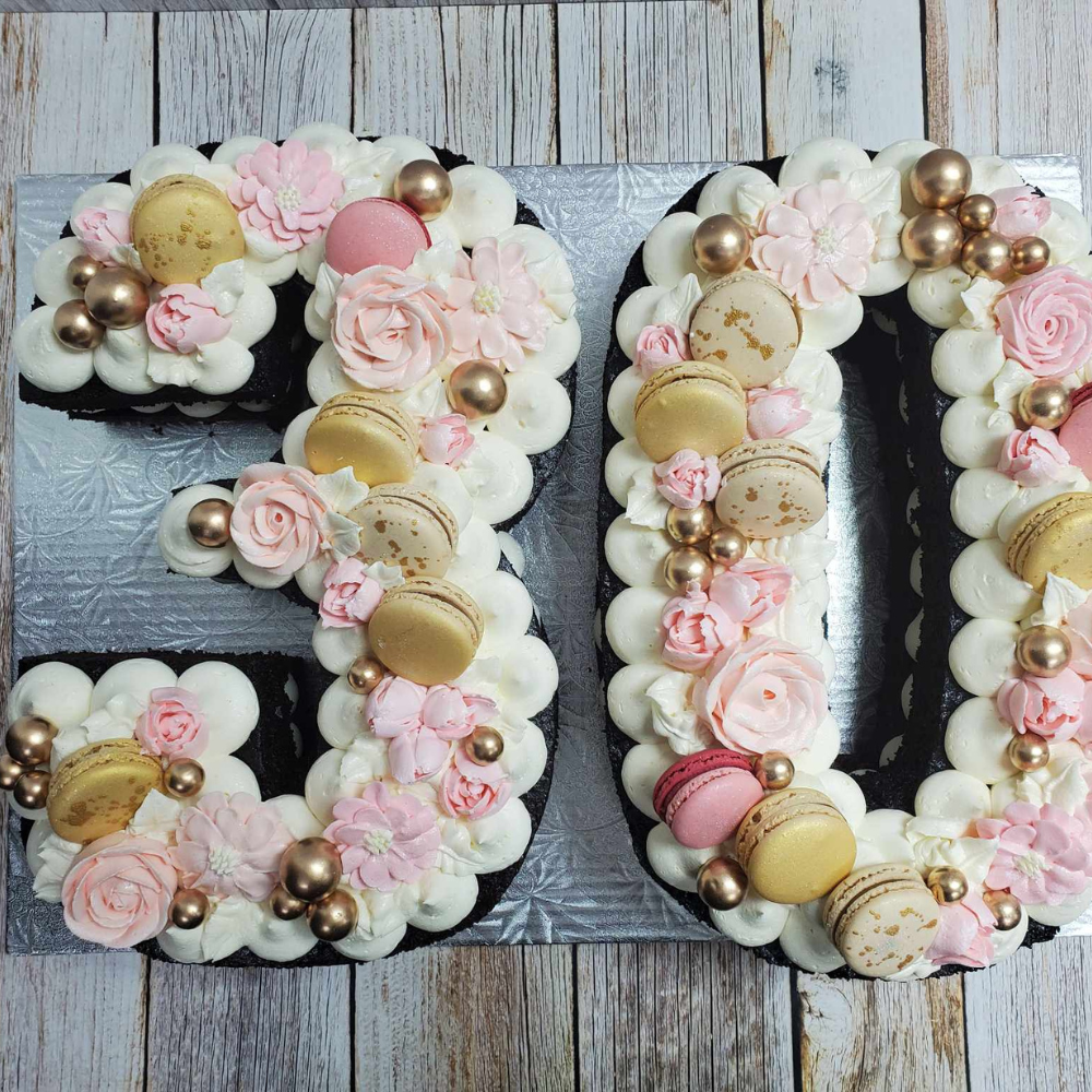 Boîte cadeau Bento pour 2-3 personnes - Pâtisserie Noisette et Chocolat