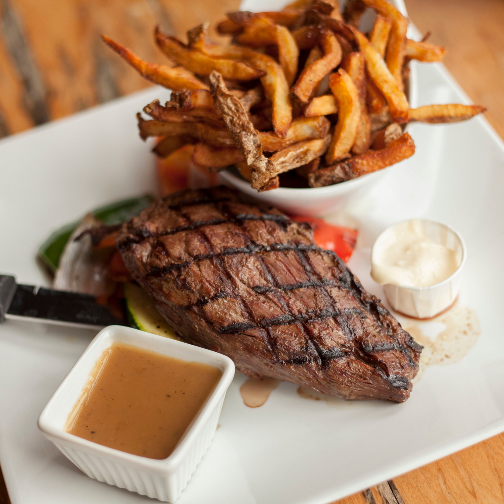 Gourmet dinner for 2 people - Edgar Hyperlodge Bromont