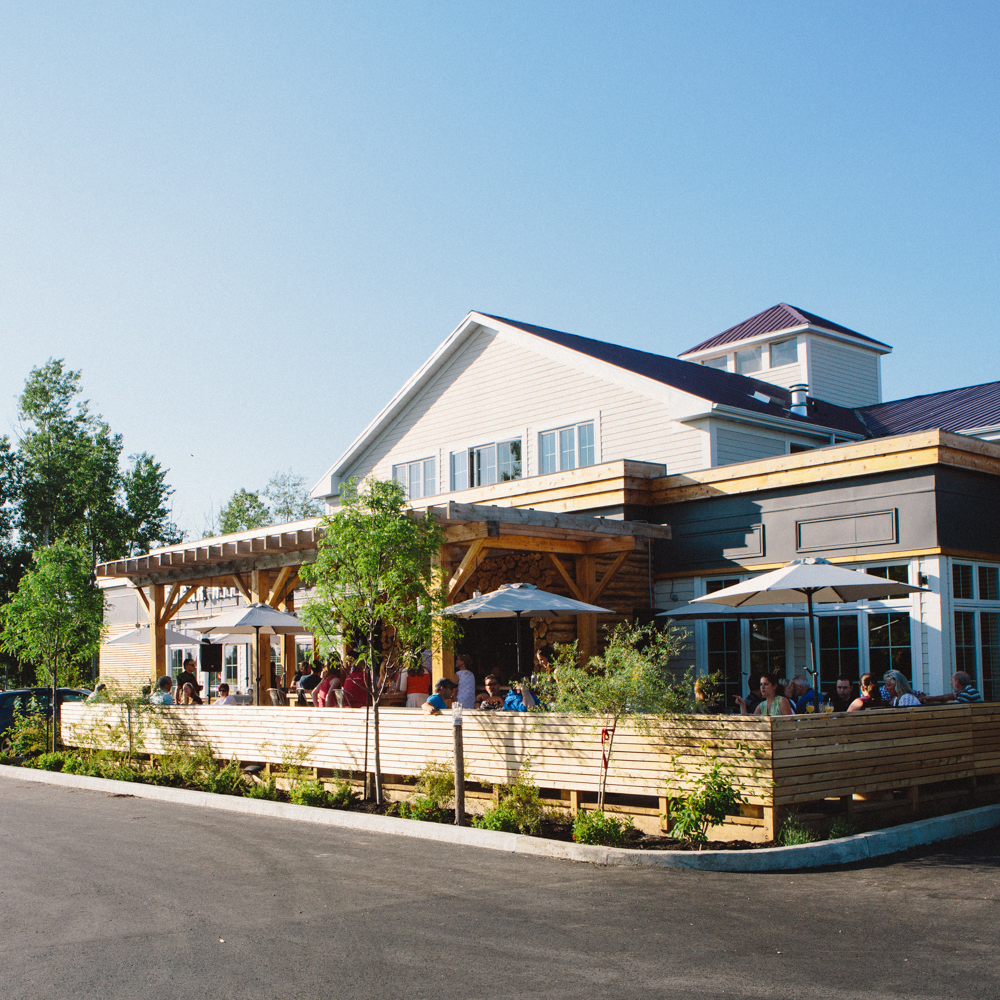 Beer tasting and entry for 2 people - Edgar Hyperlodge Bromont