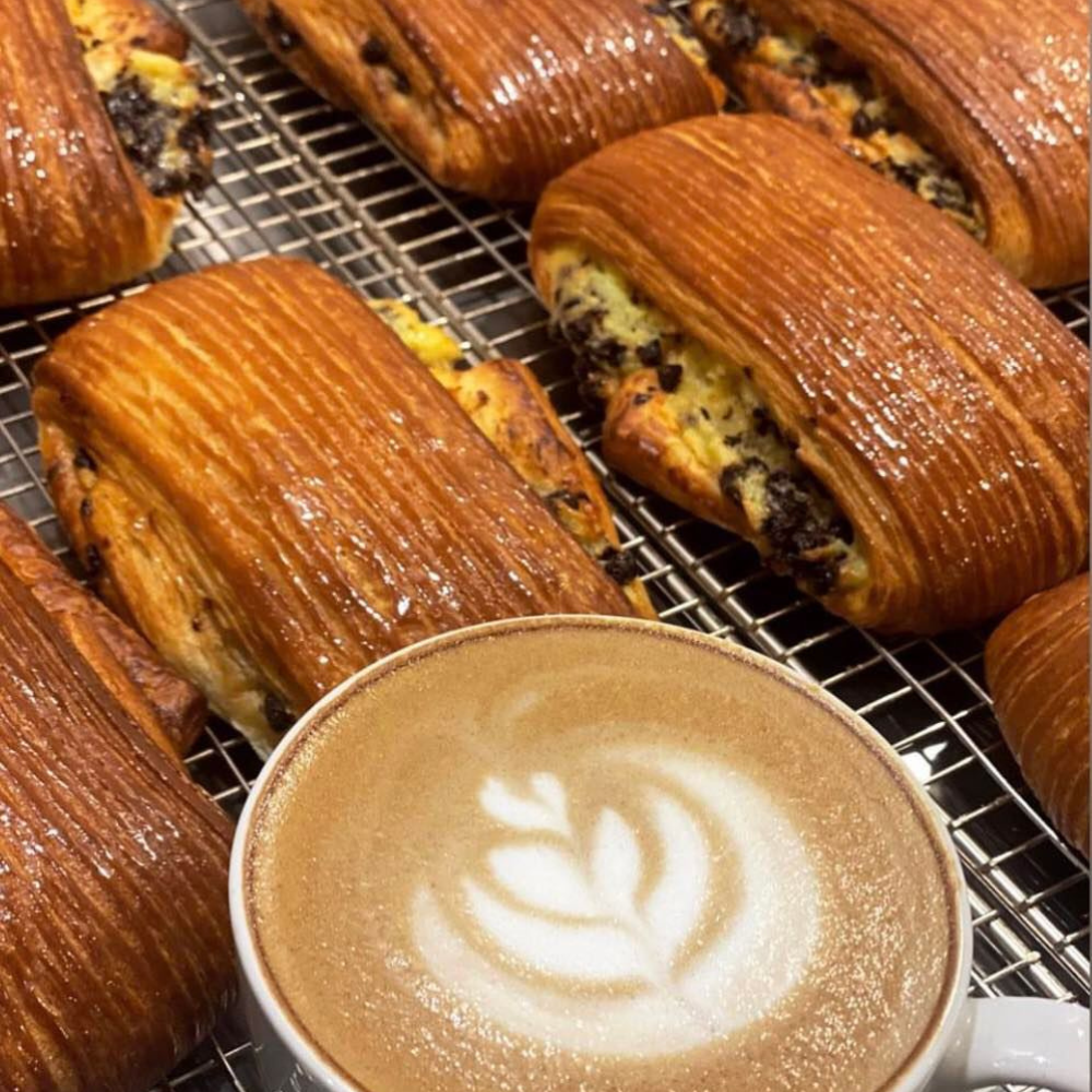 Coffee and pastries - The croissant bar