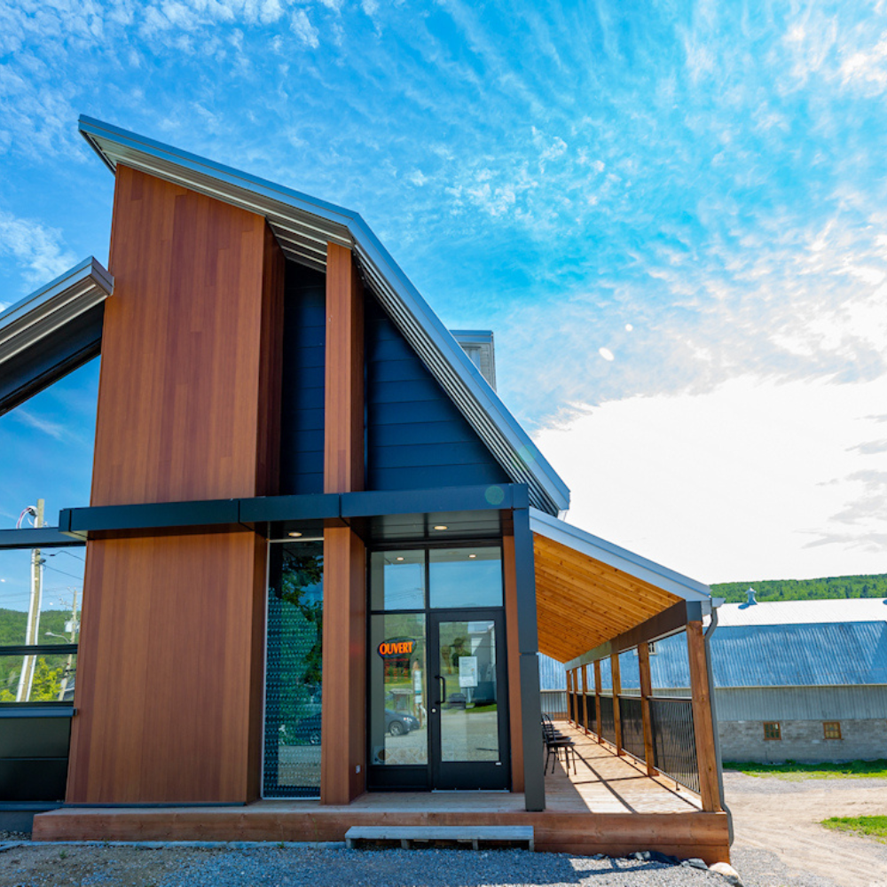 Visite, repas et vin pour 2 personnes - Centre de l'émeu de Charlevoix