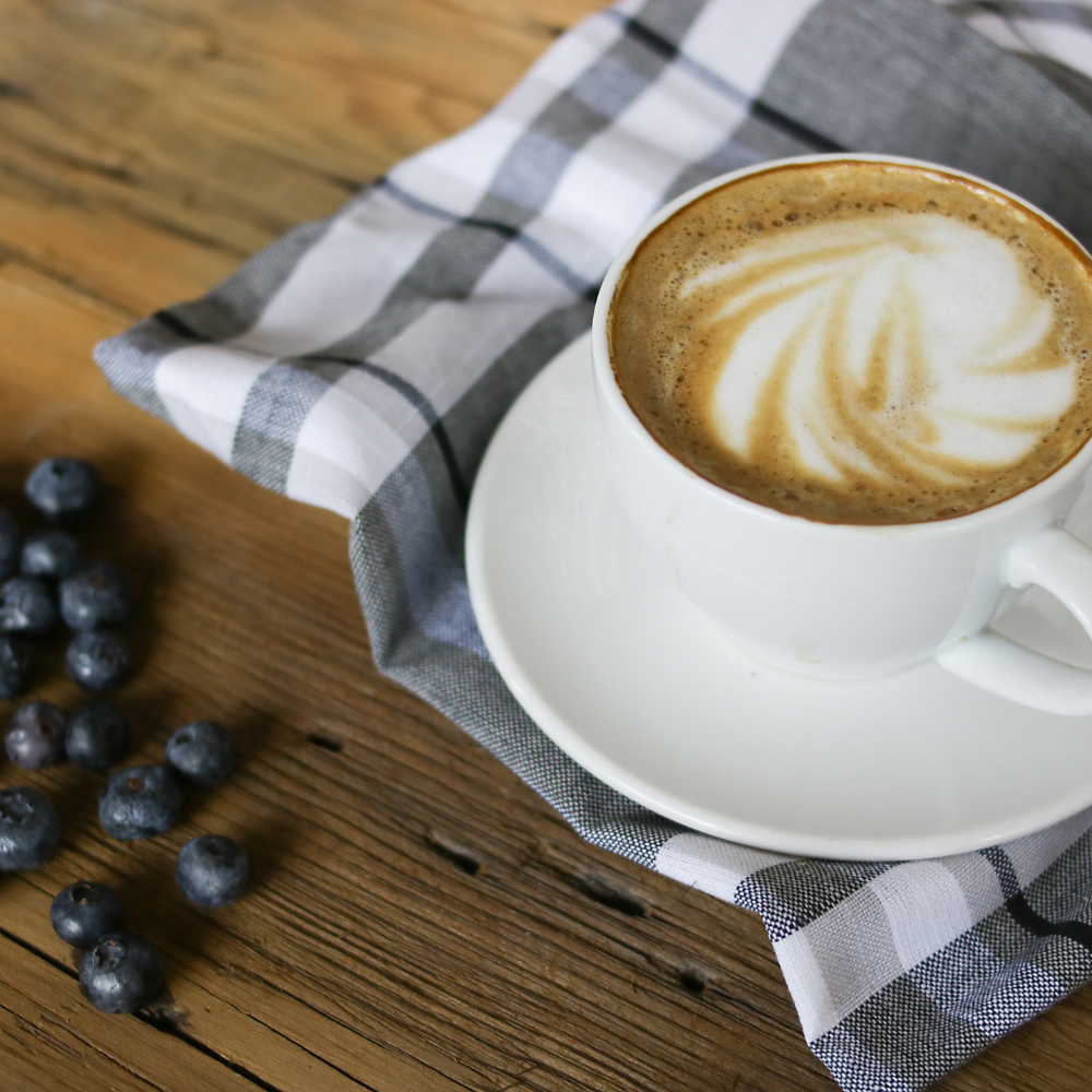 Breakfast and latte for 2 people - Dame tartine Montreal
