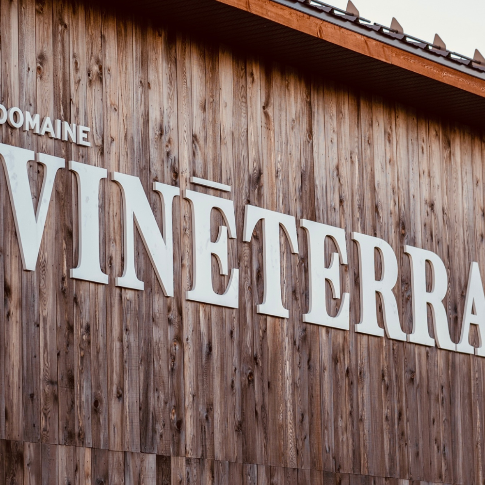 Wine tasting and tour for 2 people - Domaine Vinéterra