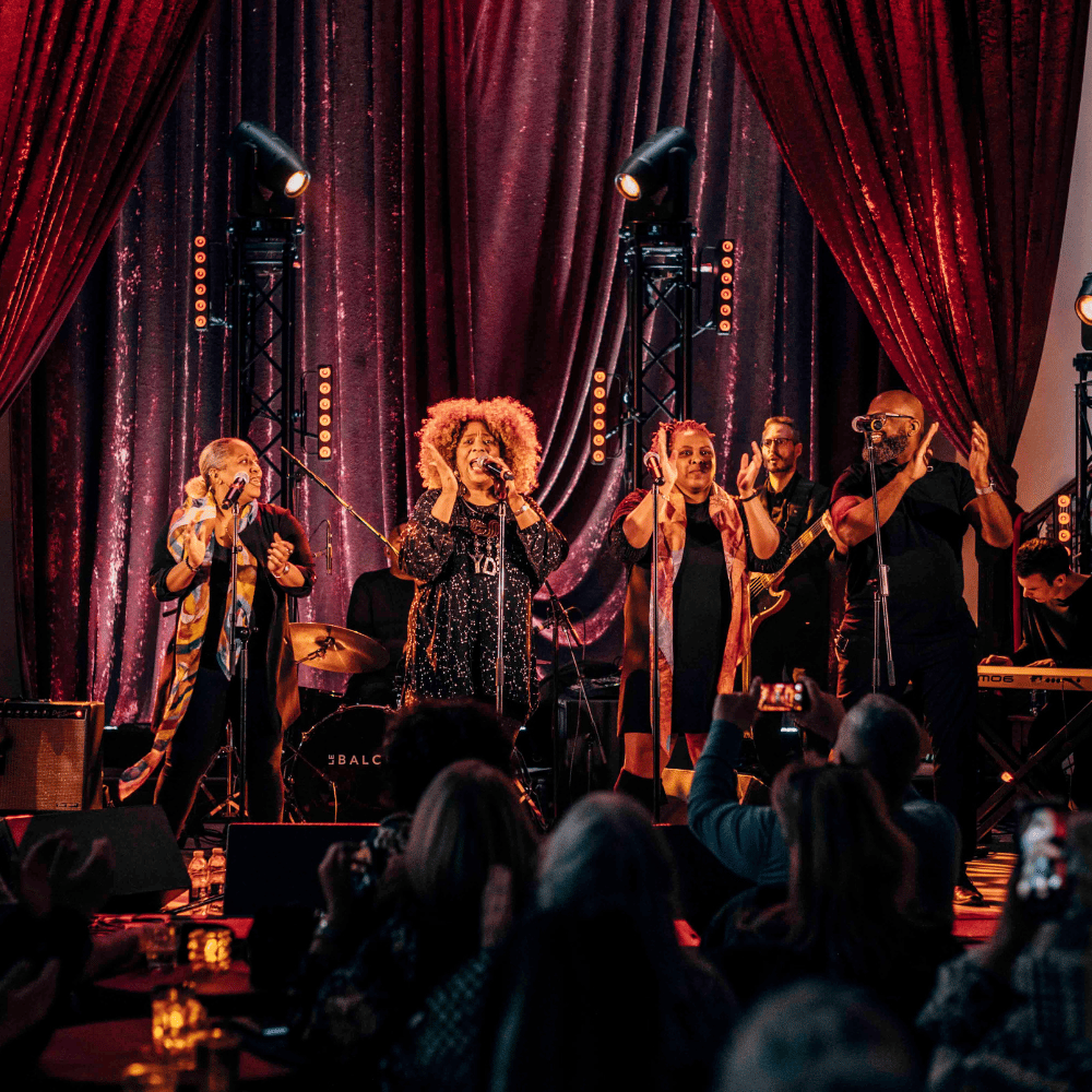 Gospel Brunch Show for 2 People - Le Balcon Cabaret Chic