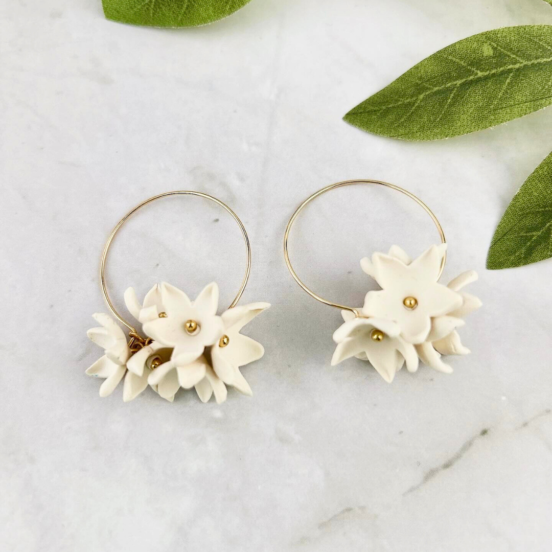 Boucles d'oreille Jasmin éternel blanc