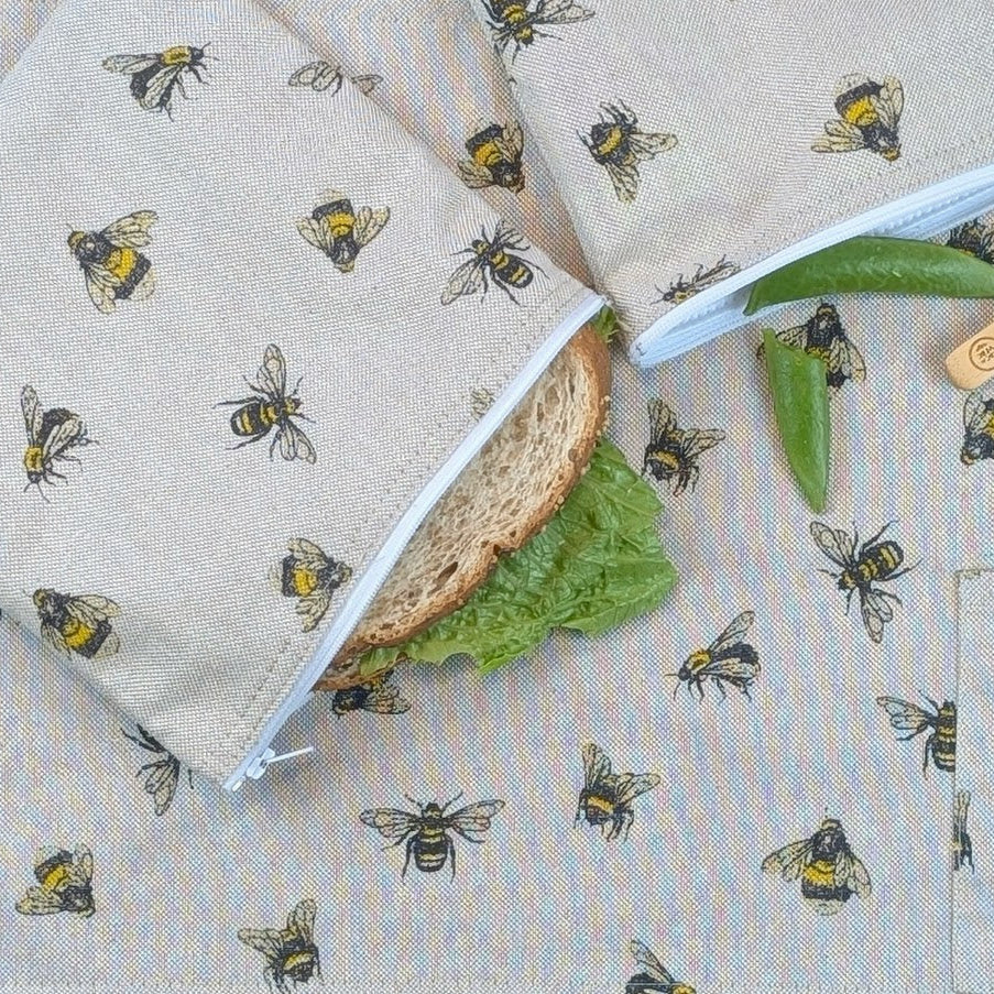 Ensemble napperon + 2 sacs à collation motif Abeilles