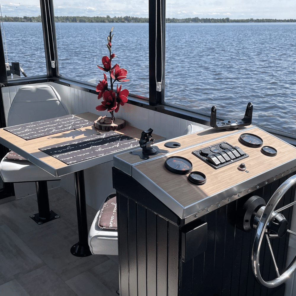 Nuitée en hébergement flottant pour 2 personnes - Shaka Nautique