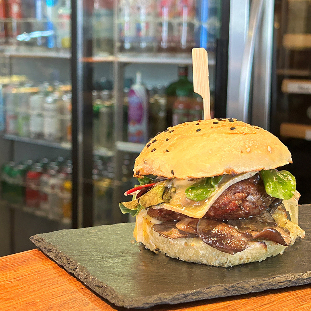 Bière de microbrasserie et plateau gourmet pour 2 personnes - Resto-Pub Belles & Bum