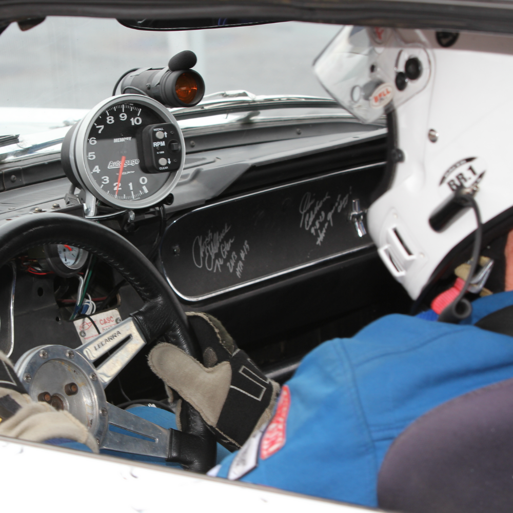 Pilotage d'une Mustang de course pour 1 personne - Course Vintage