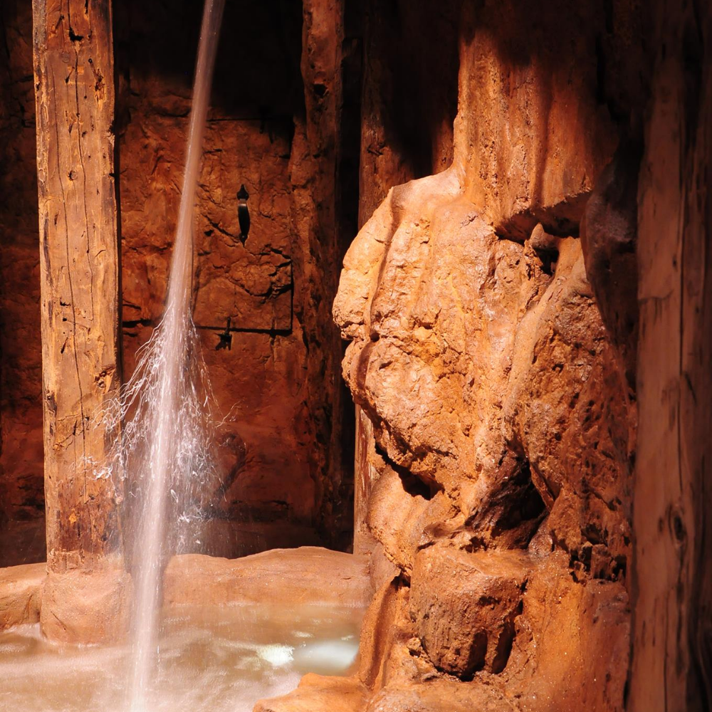 Private thermal access and drink of your choice for 2 to 4 people - Spa Algua Sulis