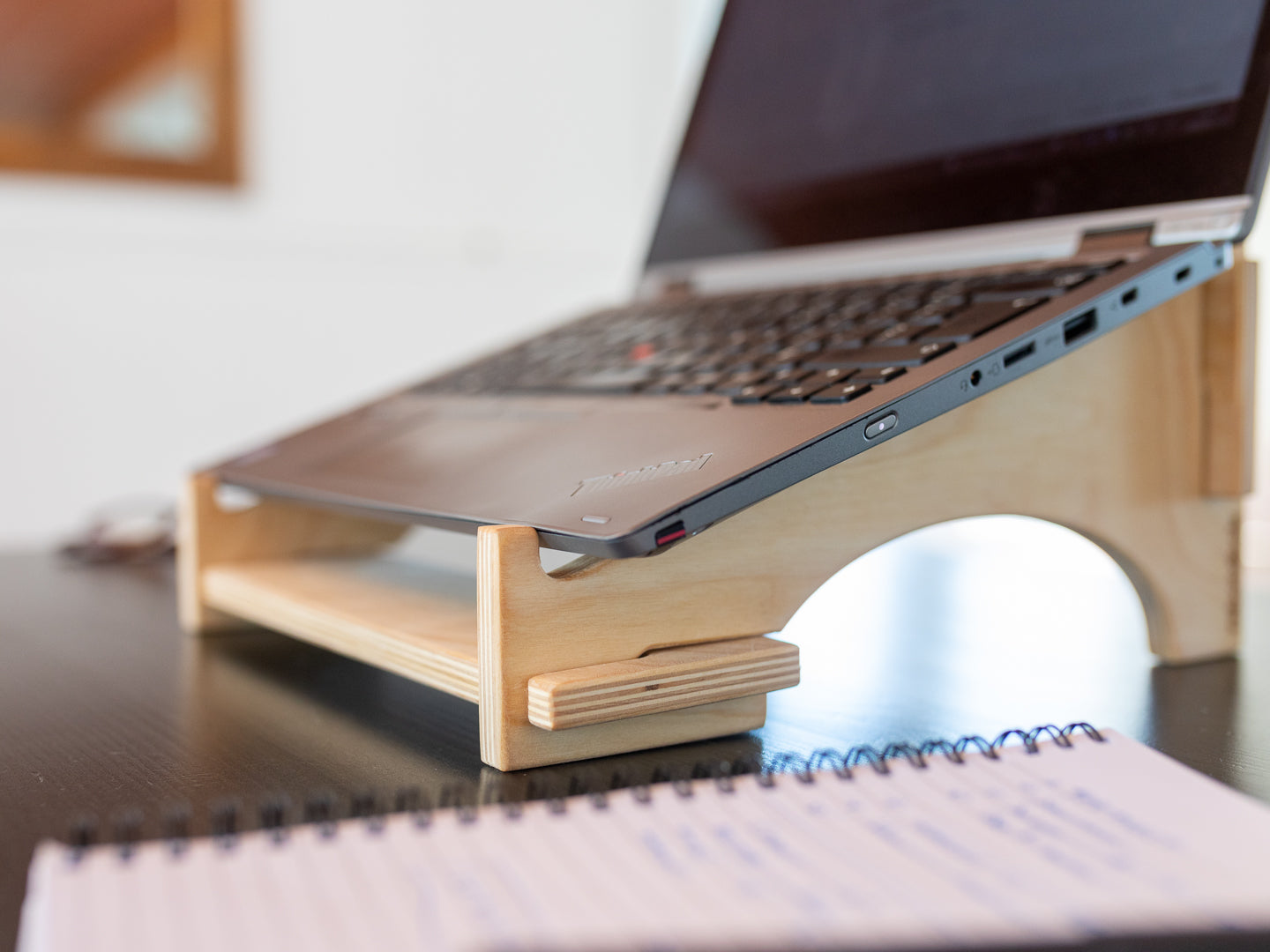 Support à ordinateur portable / Laptop Stand