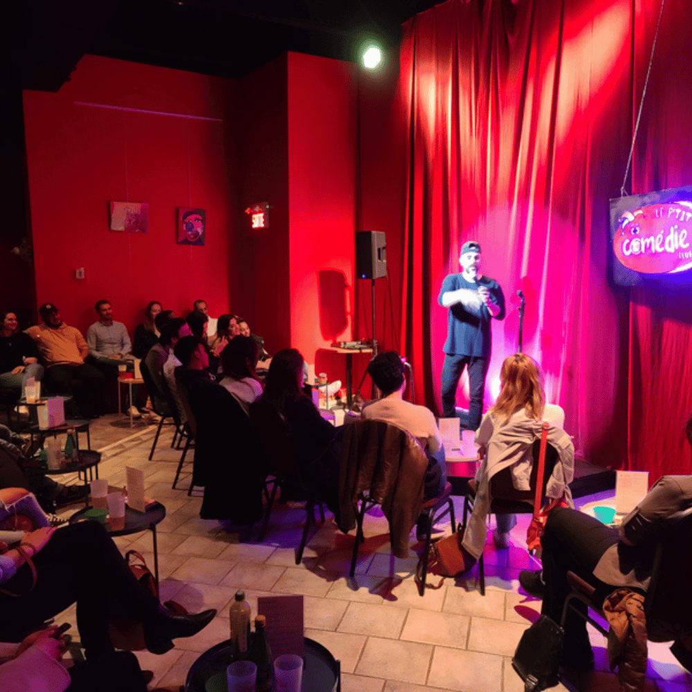 Show for 3 people - La Comédie de Montréal Theater