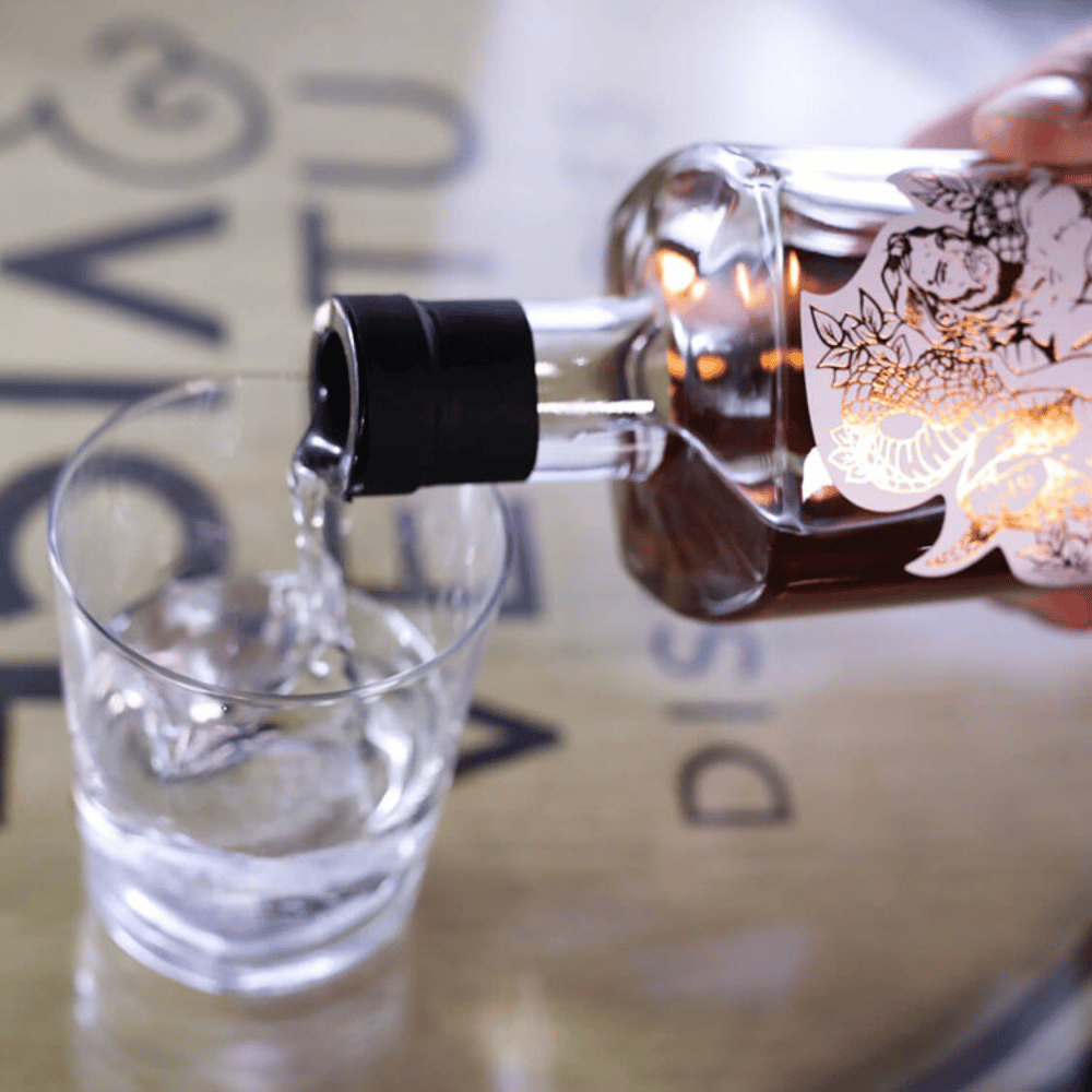 Alcool Du QC-Dégustation et visite pour 2 personnes - Vice & Vertu Distilleries