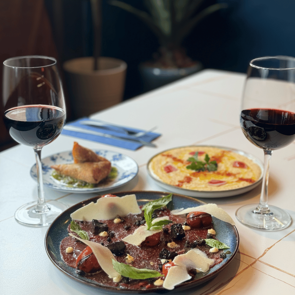 Wine and starters for 2 people - Villa 961