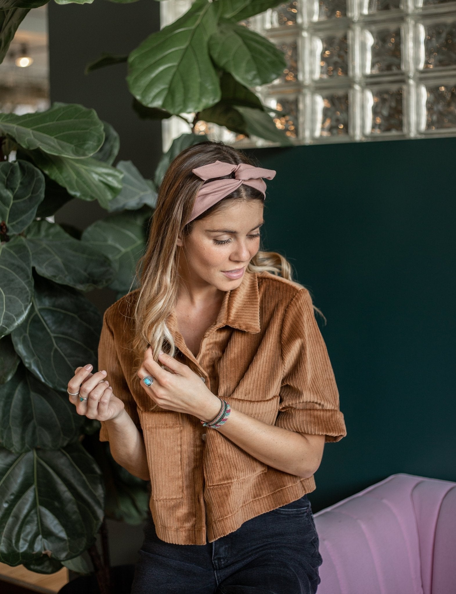 Bandeau à torsader avec tige de métal intégrée