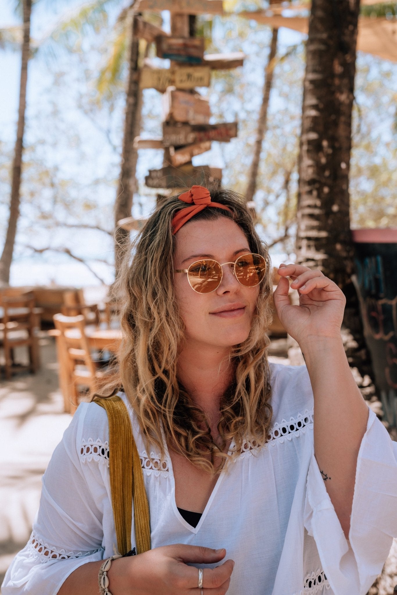 Bandeau à torsader avec tige de métal intégrée