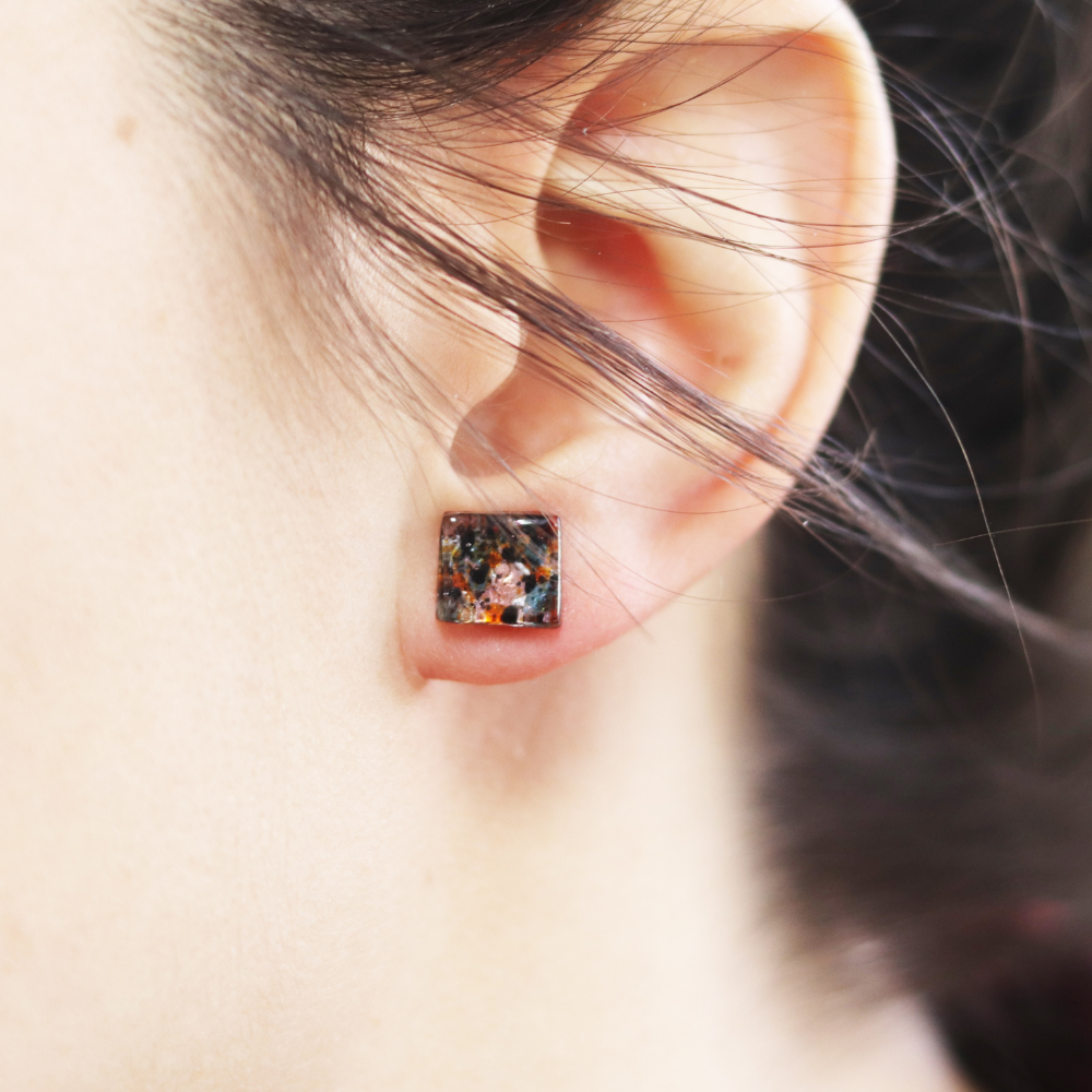 Boucle d'oreille à motif | Choisissez votre couleur