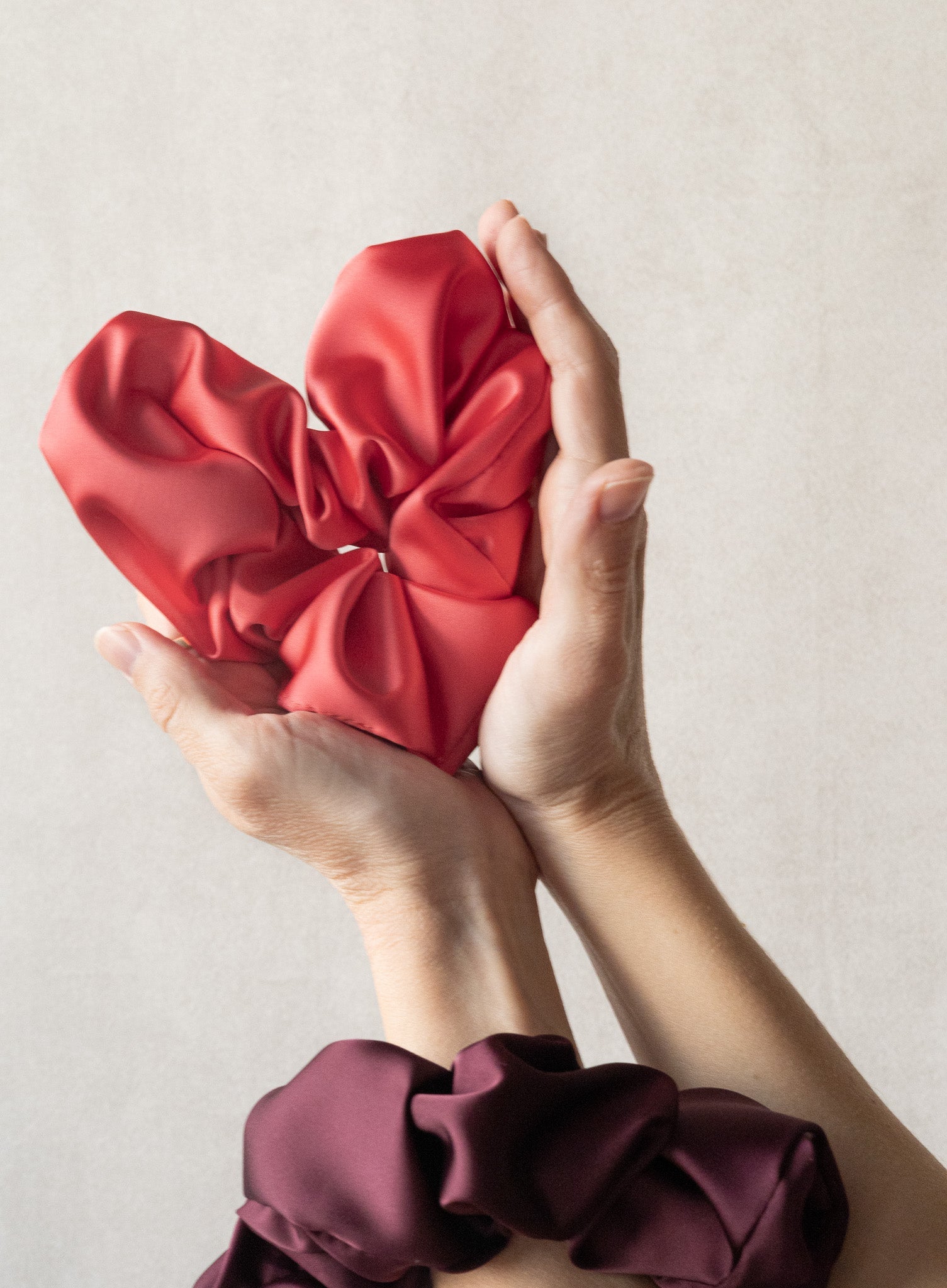 Chouchou large en satin certifié