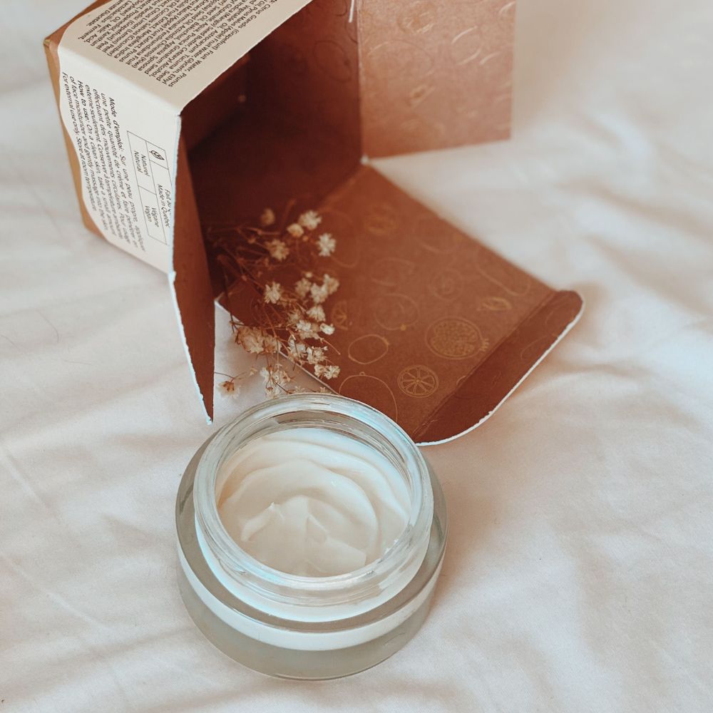 Crème visage aux superfruits avec Bakuchiol