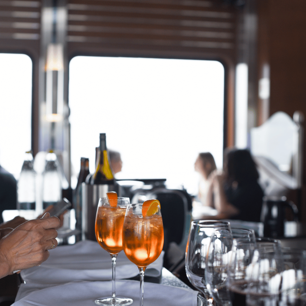 "Apér'eau" Cruise and Cocktail for 2 People - Escapades Memphrémagog