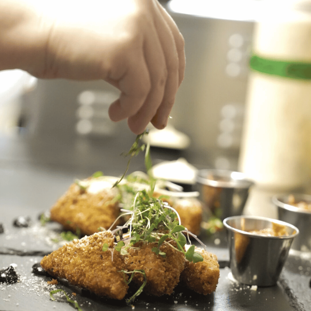 Bottle of wine and meal for 2 people - Restaurant Le Vice-Caché