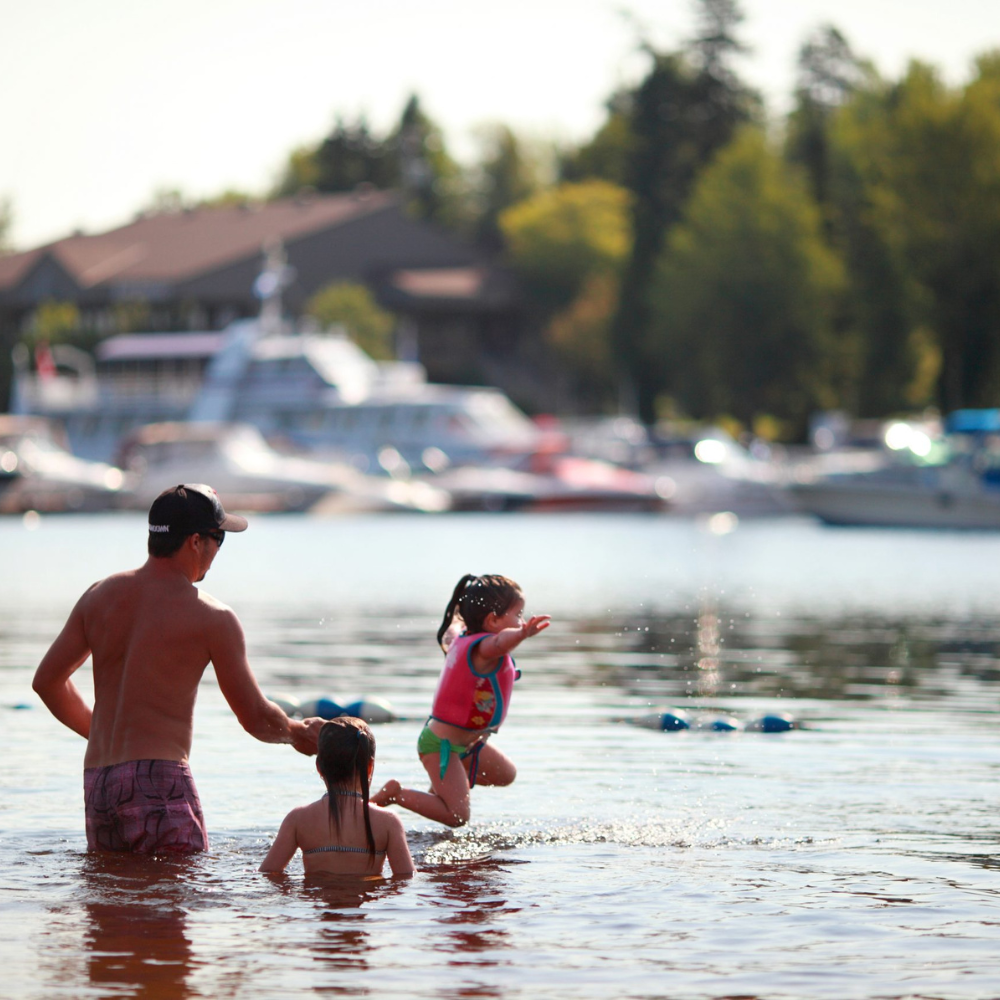 3 nights in a Coolbox in Dam-en-Terre for 1 to 4 people - Coolbox