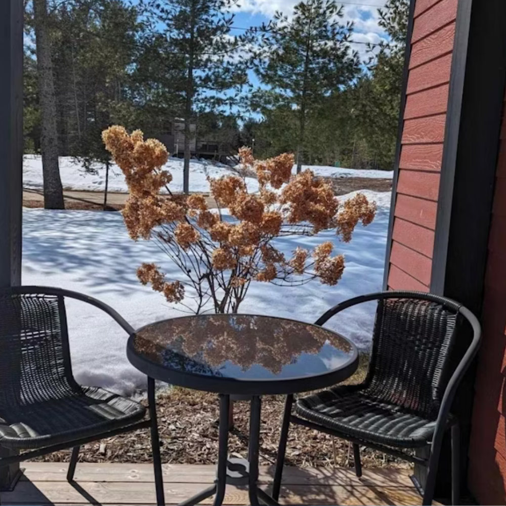 Stay in a chalet for 2 people - Les Chalets Double K