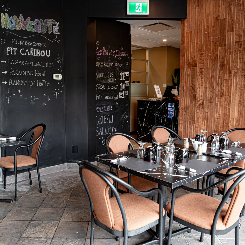 Overnight stay and breakfast for 2 people - Auberge l'Ambassadeur