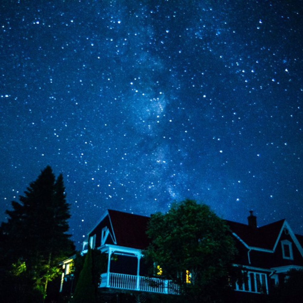 Overnight stay with gourmet dinner and view of Mont Mégantic for 2 people - Aux Berges de l'Aurore
