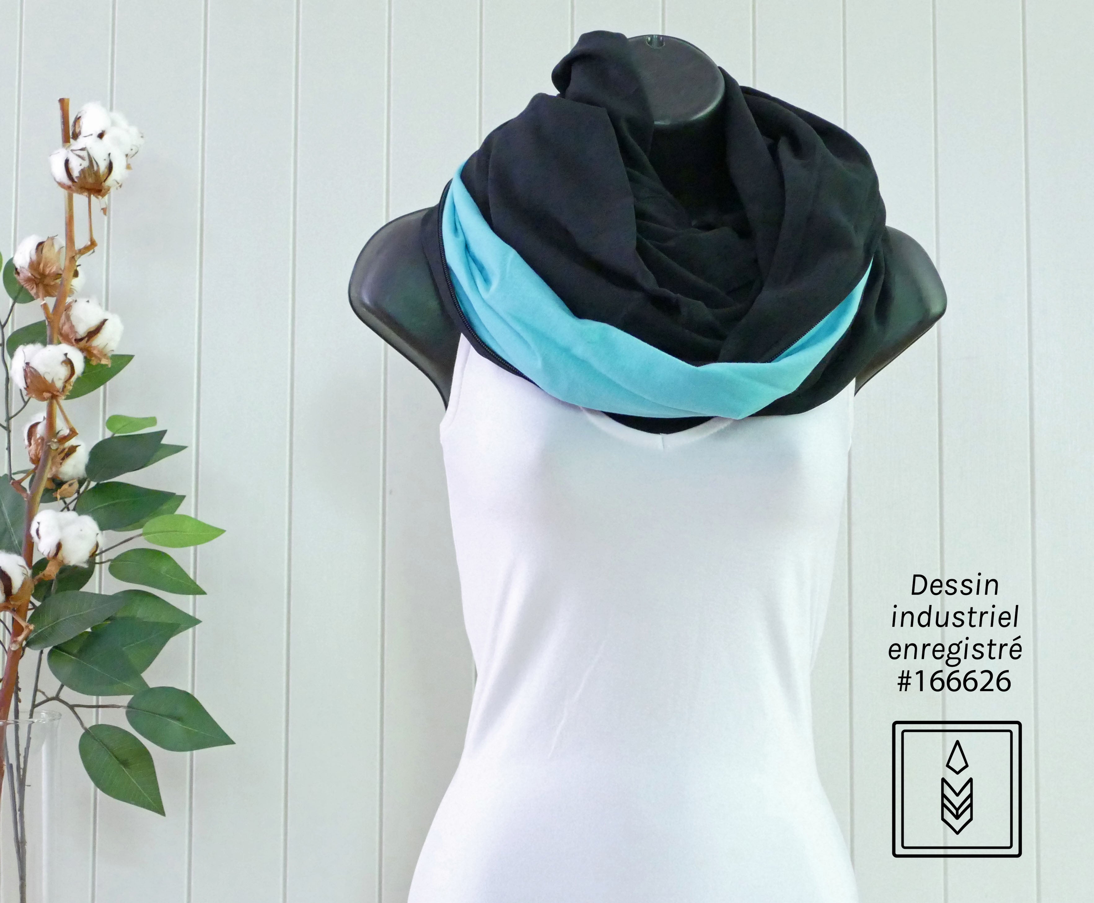 Foulard infini en coton biologique noir uni pour femme